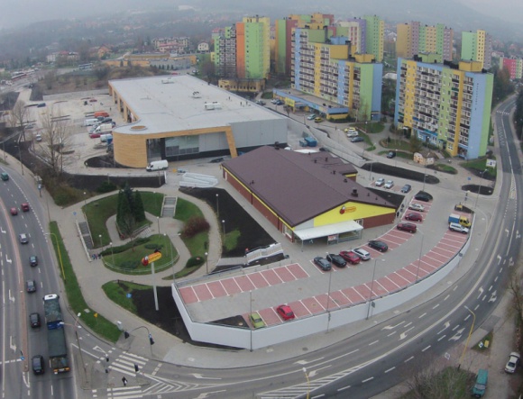 Retail Park Bielsko rozpoczyna działalność BIZNES, Handel - Bielsko-Biała zyskała nowe centrum handlowe. Retail Park Bielsko liczące łącznie ok. 6,3 tys. mkw. powierzchni handlowej zostanie otwarte 11 grudnia br.
