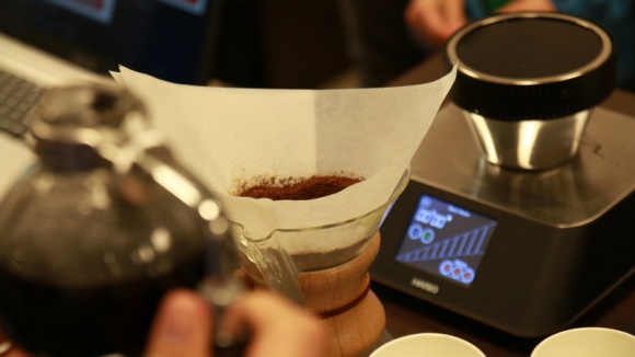 Polacy kupują kawę prawie najtaniej w Europie BIZNES, Handel - Pod względem ceny detalicznej, jaką konsument płaci za kupowaną kawę, Polska zajmuje trzecie miejsce w Europie, po Francji i Bułgarii.