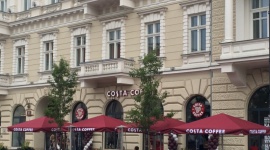 COSTA COFFEE wraca na Plac Trzech Krzyży