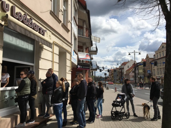 Kolejne lodziarnie „u Lodziarzy” w Ełku i Suwałkach BIZNES, Handel - Sieć franczyzowych lodziarni Wytwórnia Lodów Prawdziwych „u Lodziarzy” rośnie w dynamicznym tempie.