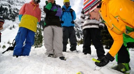 Wyjątkowe połączenie sztuki i sportu w Dolinie Stubai LIFESTYLE, Podróże - Oprócz licznych, zimowych atrakcji, goście Doliny Stubai mogą cieszyć się również rozmaitymi wydarzeniami: sportowymi, kulturalnymi i rozrywkowymi. Tutaj zawsze coś się dzieje. Najważniejszą imprezą tego sezonu będzie premiera wyjątkowego spektaklu „GAIA – Stubai Mother Earth”.