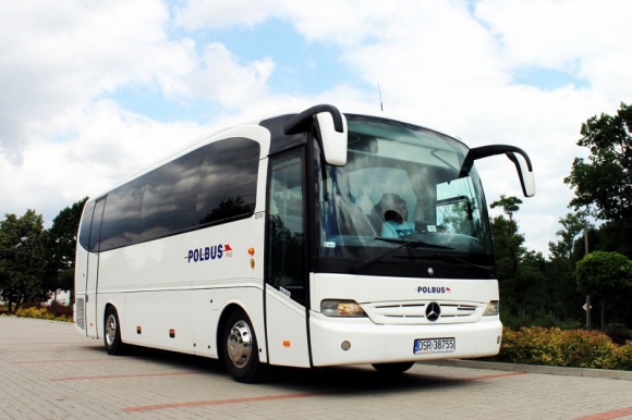 W mikołajki pojedziesz na wrocławskie lotnisko bezpłatnie. Rusza nowy autobus