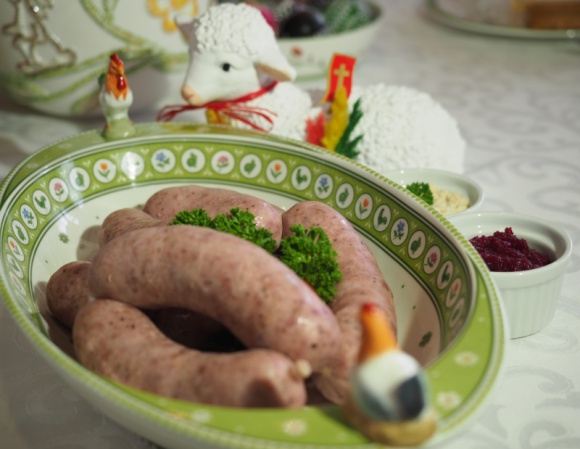 Białostocki Lech na wysokich obrotach. Rusza wielkanocna sprzedaż BIZNES, Handel - Polędwiczka natura”, seria „Dymem wędzone”, ale też tradycyjny żur i biała kiełbasa - to przeboje tegorocznej oferty wielkanocnej firmy Lech- Garmażeria Staropolska. Zamówienia można już składać w sklepach firmowych.
