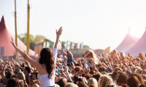 Jak dotrzeć na 5 topowych europejskich festiwali muzycznych?
