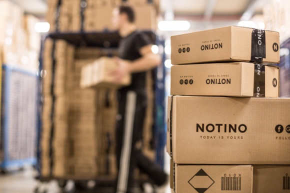 Beauty e-sklep Notino z przychodem 384 milionów euro BIZNES, Handel - W ubiegłym roku firma Notino sprzedała 35 milionów produktów kosmetycznych. Przychody wzrosły o 17% w stosunku do 2018 roku.