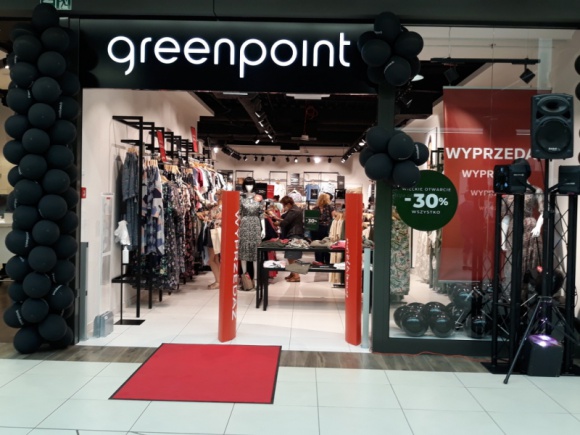 Greenpoint nowym najemcą w ETC Swarzędz BIZNES, Handel - Greenpoint – polska marka odzieżowa dla kobiet dołączyła do grona najemców ETC Swarzędz. Otwarcie salonu odbyło się 17 czerwca. Tego dnia na Klientów czekała specjalna promocja – rabat 30% na całą kolekcję. Sklep w ETC Swarzędz zajął powierzchnię 126 m².