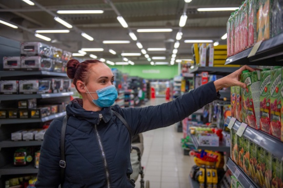 Jak uniknąć kosztów w handlu związanych z marnowaniem żywności? BIZNES, Handel - Zatowarowanie placówek handlowych jest wysokie, a sytuacja pandemiczna sprawia, że sprzedaż może być mniejsza, niż miało to miejsce w poprzednich latach. Koszty mogą być zatem wysokie